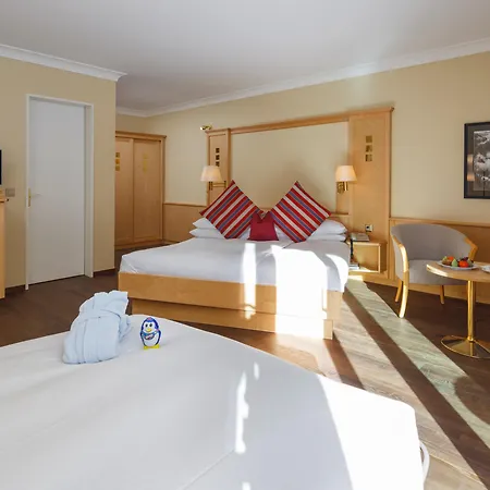 Отель Beausite Park & 4*